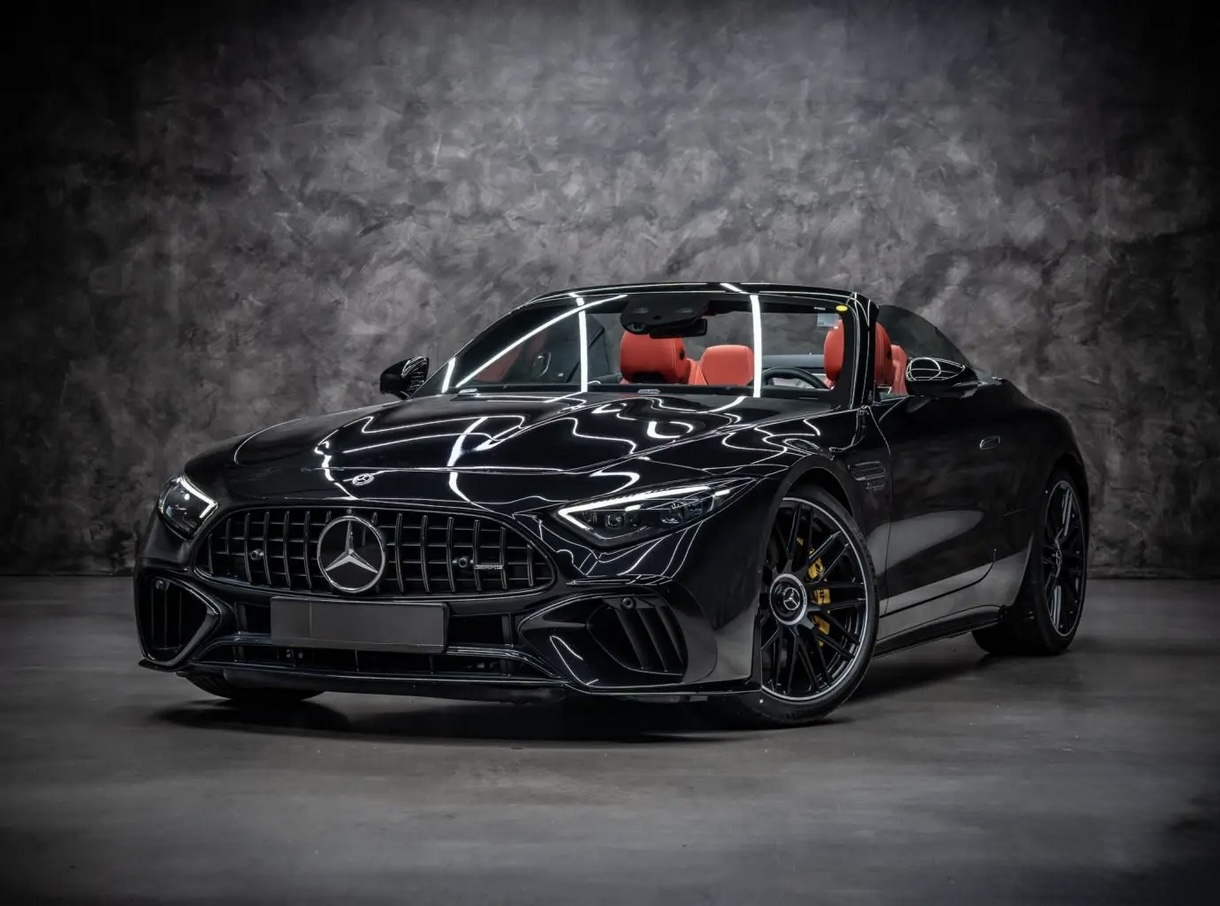MERCEDES-BENZ SL_63_AMG Black Carbon